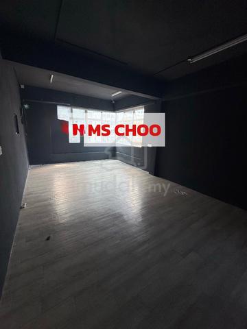 Sungai Pinang  / Jelutong Karpal Singh 1st floor Shoplot 4