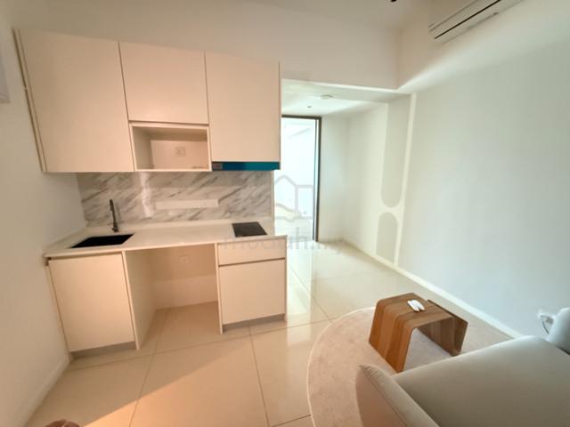 Bay Suites 1