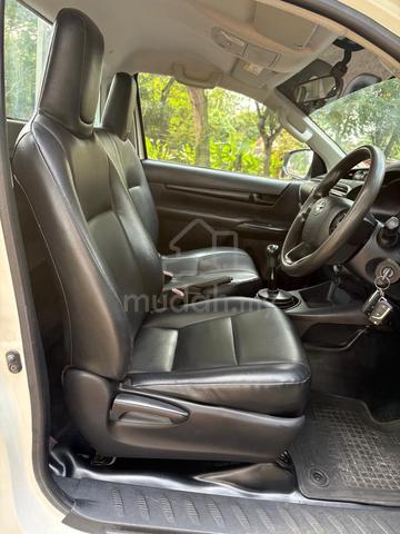 2021 Toyota HILUX SINGLE CAB 2.4 MT 2 Doors - 5