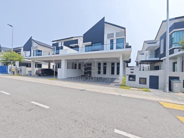[FREEHOLD] Ujong Pasir Padang Temu 8 Residence 2-Storey Semi-D House 1