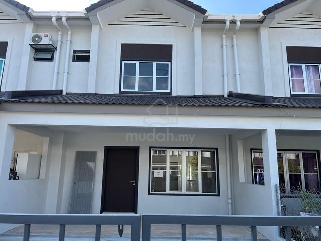 NEW UNIT | Rumah Sewa Salak Tinggi M Senyumia 2 Storey Basic Unit 1