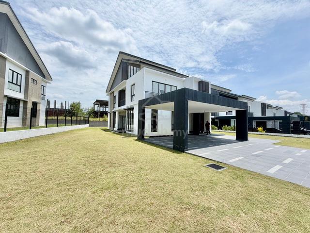 Exclusive Bungalow Sebayu Hill Villas Bandar Sri Putra, Bangi ✅ 1