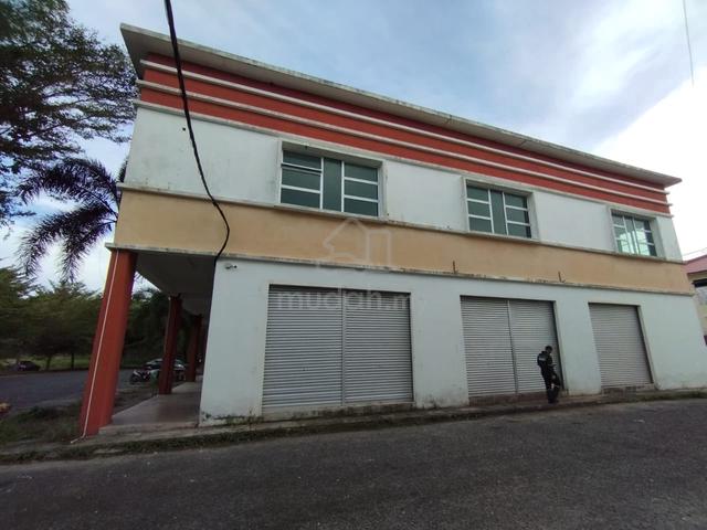 Paka Warehouse / Factory For Rent 1