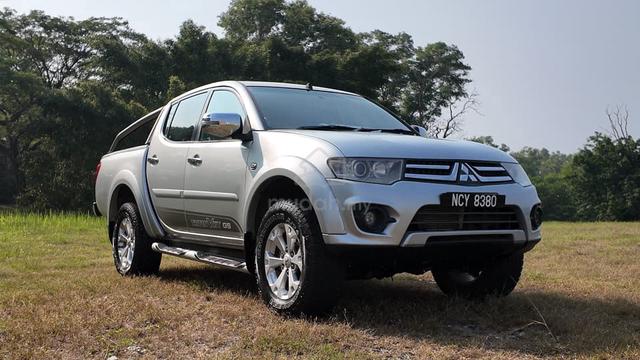 Y2014 Mitsubishi TRITON 2.5 VGT Sunroof Origin (A) - 4