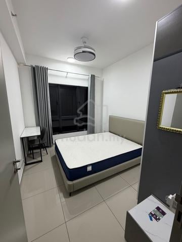 D’Vervain Rooms for Rent | Small / Middle / Master Room Available 1