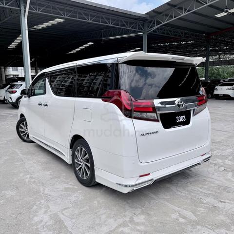 2017 Toyota ALPHARD 2.5 X 8 SEATER (A) - 2