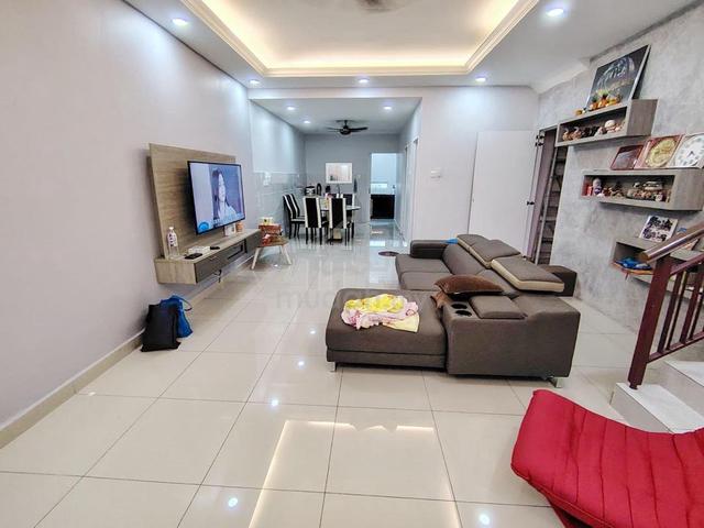 Imperial Jade Residenz, Bandar Seri Alam Double Storey Terrace House 1