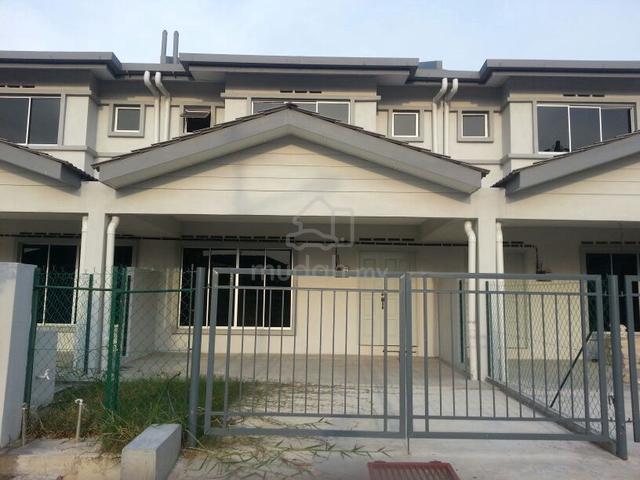 Rumah Teres 2 Tingkat Untuk Dijual Di Taman Telok, Telok Panglima Gara 1