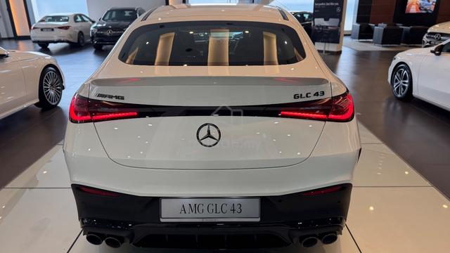 **BRAND NEW**2026 Mercedes Benz GLC43 AMG COUPE - 2