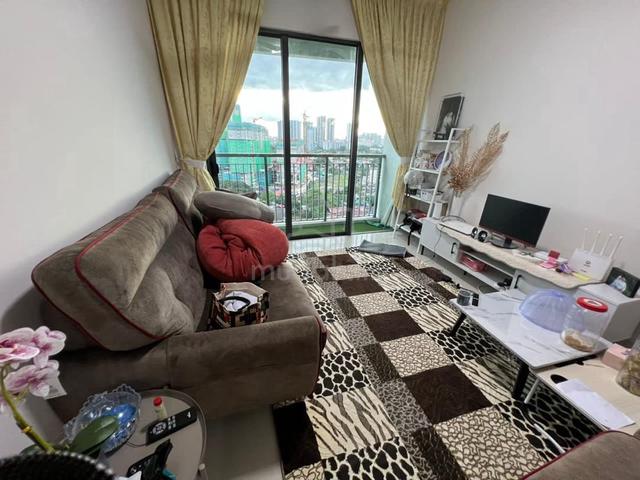 KL Traders Square Residences 1