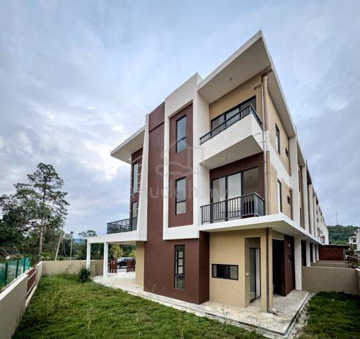 Newly Completed 3-Storey Corner House | Mahandoi, Penampang 1