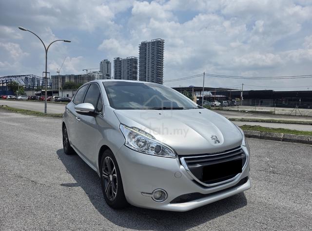 2016 Peugeot 208 1.6 VTi ALLURE (A) HATCHBACK - 1