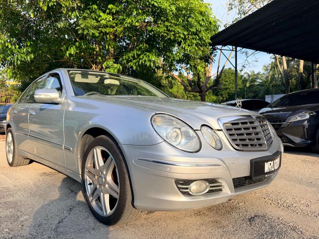 Mercedes Benz E-CLASS 1.8 200 K ELEGANCE-19 - 1