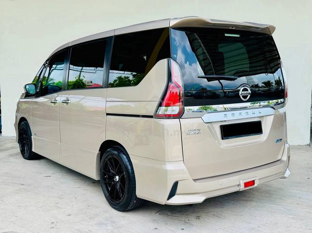 Nissan Serena 2.0L Highway Star High Spec Fulloan - 2