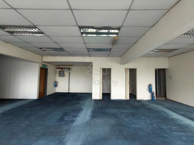 Shop office, 2nd level , corner unit 1
