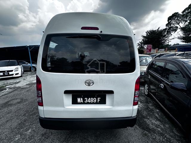 Toyota HIACE 2.5 FACELIFT (M)HIGH ROOF 1Owner only - 4