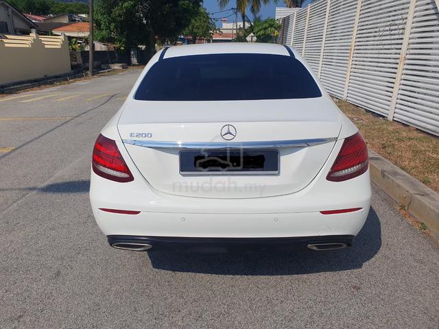 2020/21 Mercedes Benz E200 SPORTSTYLE 2.0L (A) - 4