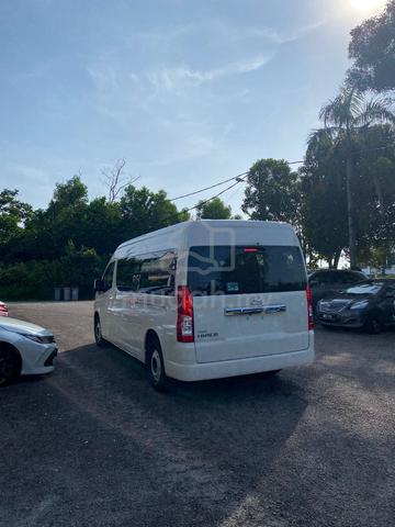 Toyota HIACE 2.8 SLWB WINDOW VAN - Ready Stock - 4
