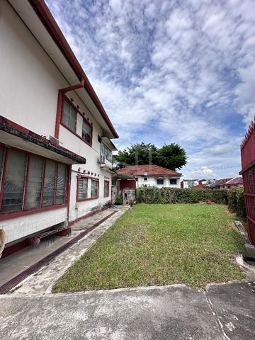 Double storey Semi D corner unit Reservoir Garden LA 3164sf 1