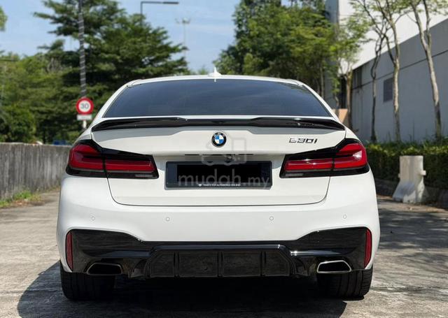2017 BMW 530i 2.0 M-SPORT G30 MIL-80K+ H.KARDON - 4