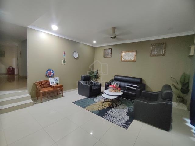 MURAH MURAH Alam Budiman LANDED 4 BILIK 2200sqft FOR SALE Free LED TV 3