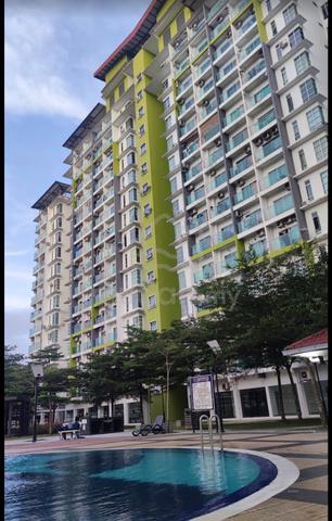 The Twin Residences @ Tampoi 1