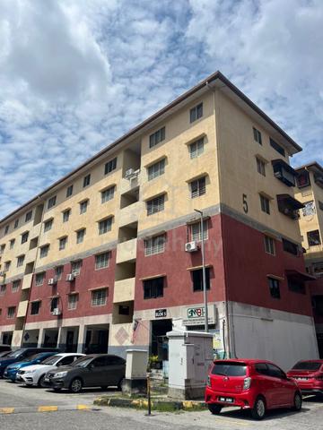 Flat PKNS Seksyen 7 Shah Alam 1