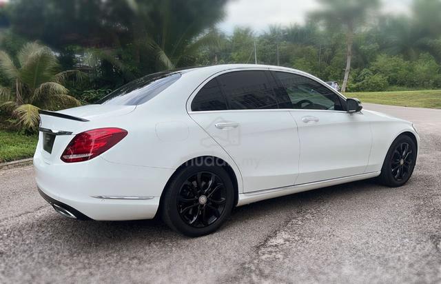 2014 Mercedes Benz C200 - 2