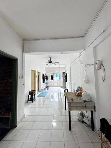 Desa Tun Razak 1