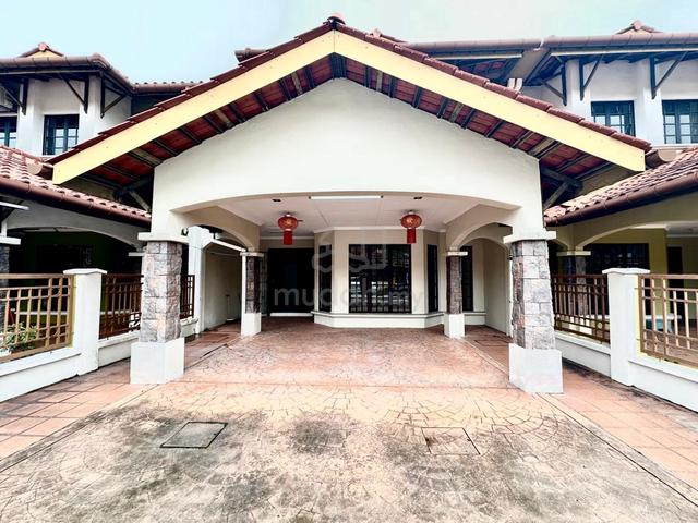 Double Storey Bandar Tun Hussein Onn Cheras Selangor. 1