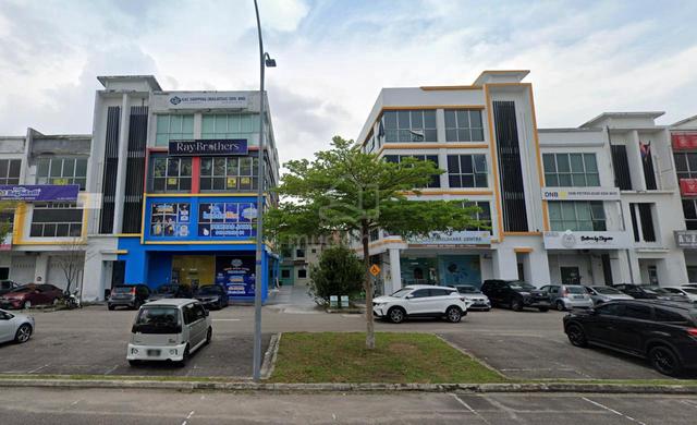 SUPER CHEAP GOOD TENANT Permas Jaya 4 Storey Shop Corner For Sale 1