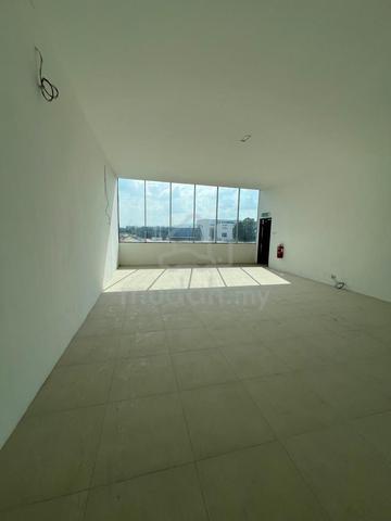 Valdor 1.5 storey Warehouse Light Industrial, Sungai Jawi 1