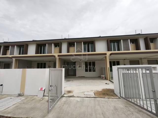 Brand New unit,Double Storey Terrace House Taman Desa Putera For Rent 1