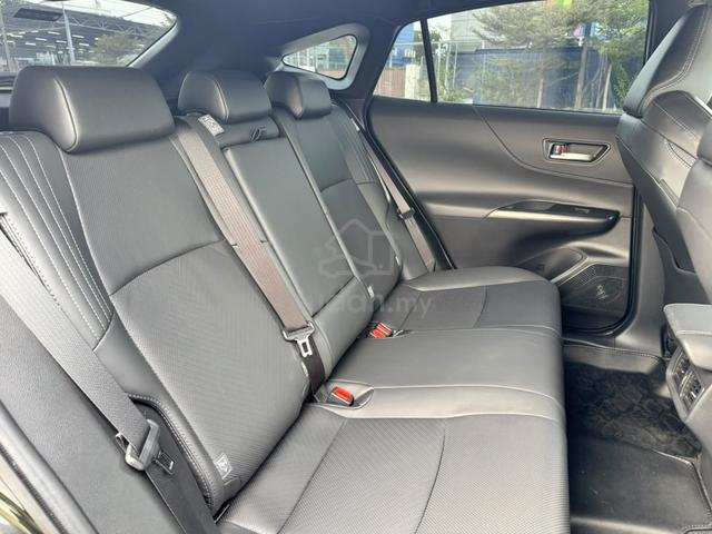 2023 Toyota HARRIER Z LEATHER FREE BODYKIT! - 4