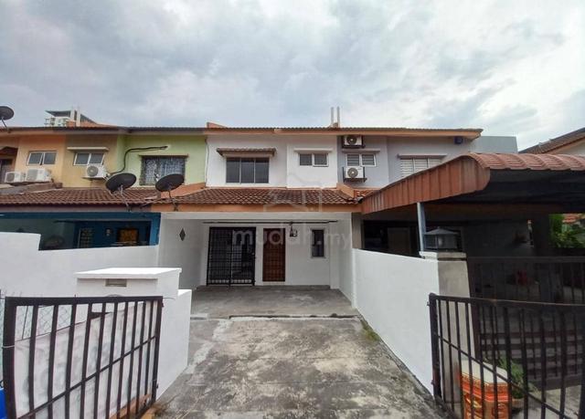 Rumah Teres 2 Tingkat - Good Condition - Saujana Putra 6 2