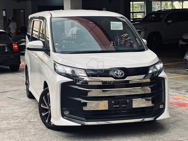 2022 LOW MILEAGE WHITE Toyota NOAH 2.0 SZ S-Z - 1