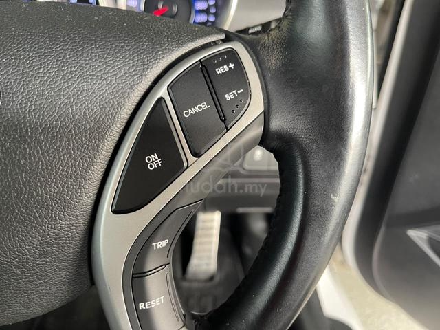 2012 Hyundai Elantra 1.8 (AT)/ Low Mileage - 5