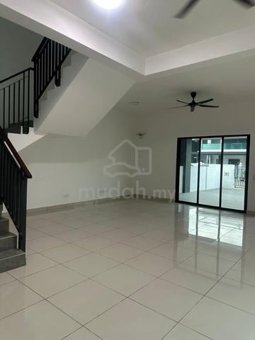 Taman Santuari Semi-D For Rent | 2-Storey | Gated Guarded | 2574sqft 1