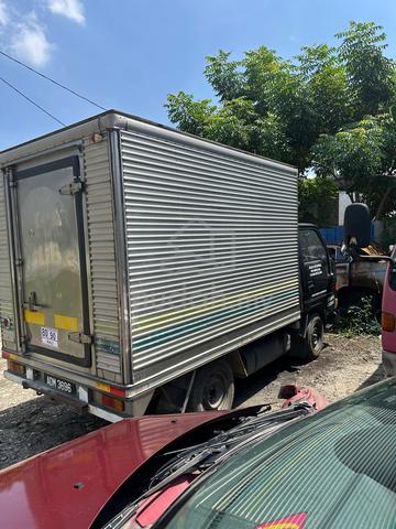 Toyota dyna LY100 tahun 1997 - 4