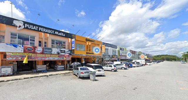 2-Storey Shop for Rent @ Nilai 3 Wholesale Center (Facing Mainroad) 1