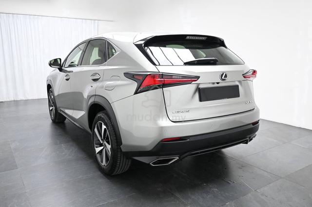 2018 Lexus NX 300 2.0 PREMIUM (A) TIPTOP 1YR WRNTY - 4