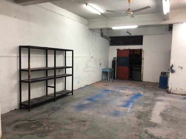 Main Road Jalan Genting Klang Shop 1