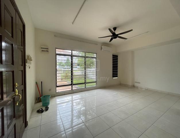 FOR SALE 🏡 BELOW MARKET VALUE Spacious SEMI-D CLUSTER 1