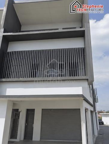 BUKIT MERTAJAM SUNWAY WELLESLEY 1St FLOOR CORNER LOT FULLY RENOVATED 1