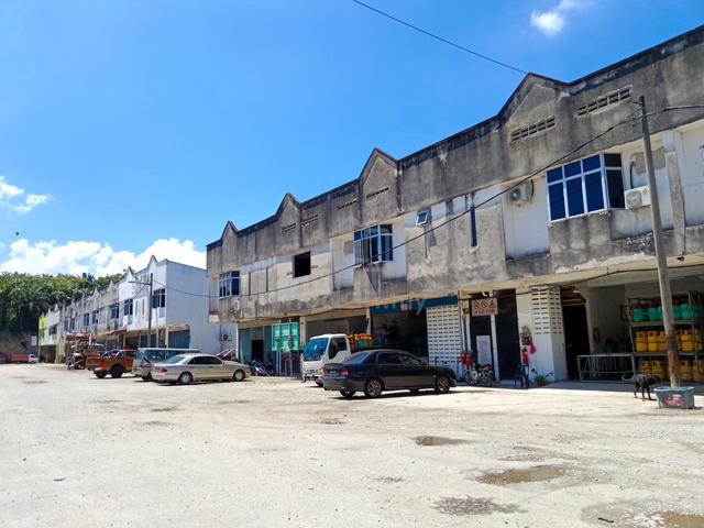 Industrial Shop Lot 1