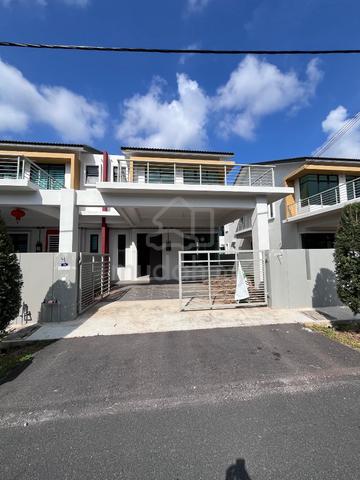 Melaka Krubong Heights END LOT Double Storey Gated Guarded Cheap Rent 1
