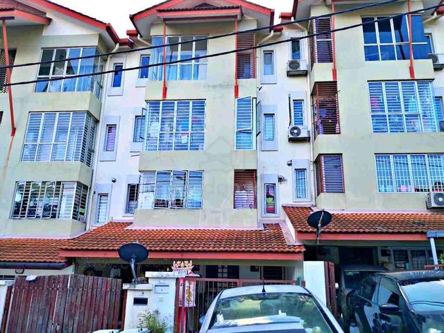 [ROI up to 5%] Town House in Taman Amansiara 1