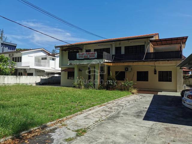Jalan Utama Bungalow 1