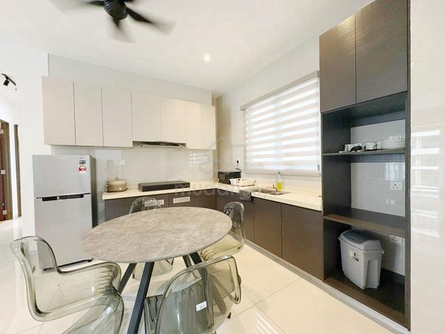 Bay Laurel @ Country Garden Danga Bay 2