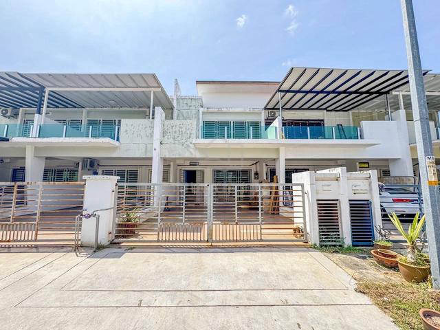 FREEHOLD Double Storey Taman Hijayu 3D, Bandar Sri Sendayan 1